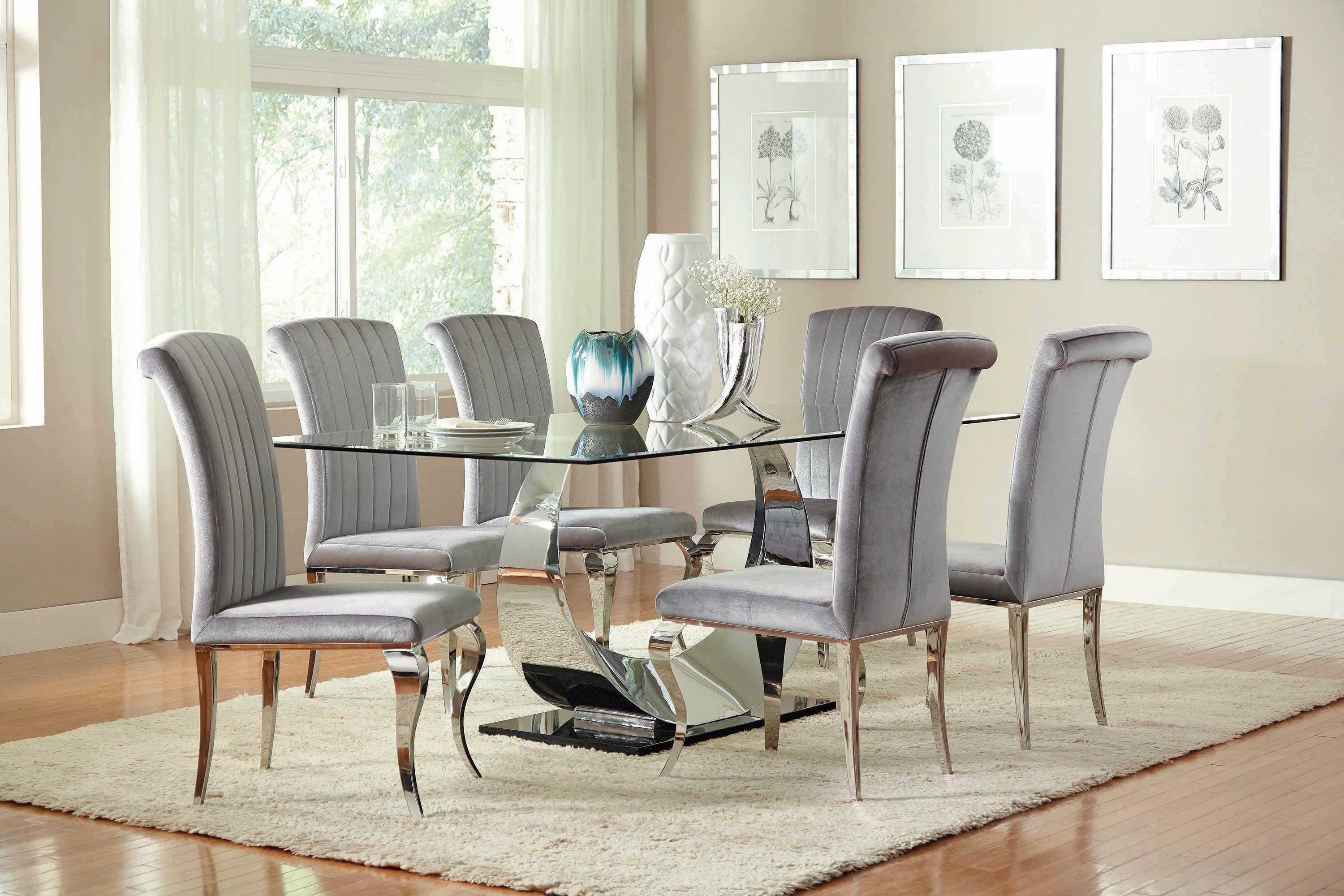 

    
Modern Gray Fabric Upholstery Dining chair Set 4 pcs Manessier by Coaster
