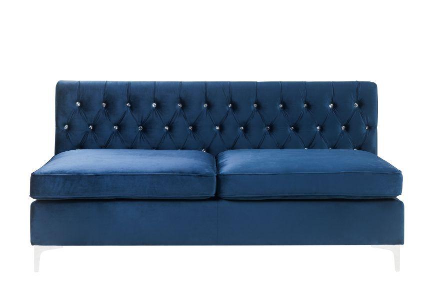 

    
57342-5pcs Modern Gray Velvet Sectional Sofa + Ottoman by Acme Jaszira 57342-5pcs
