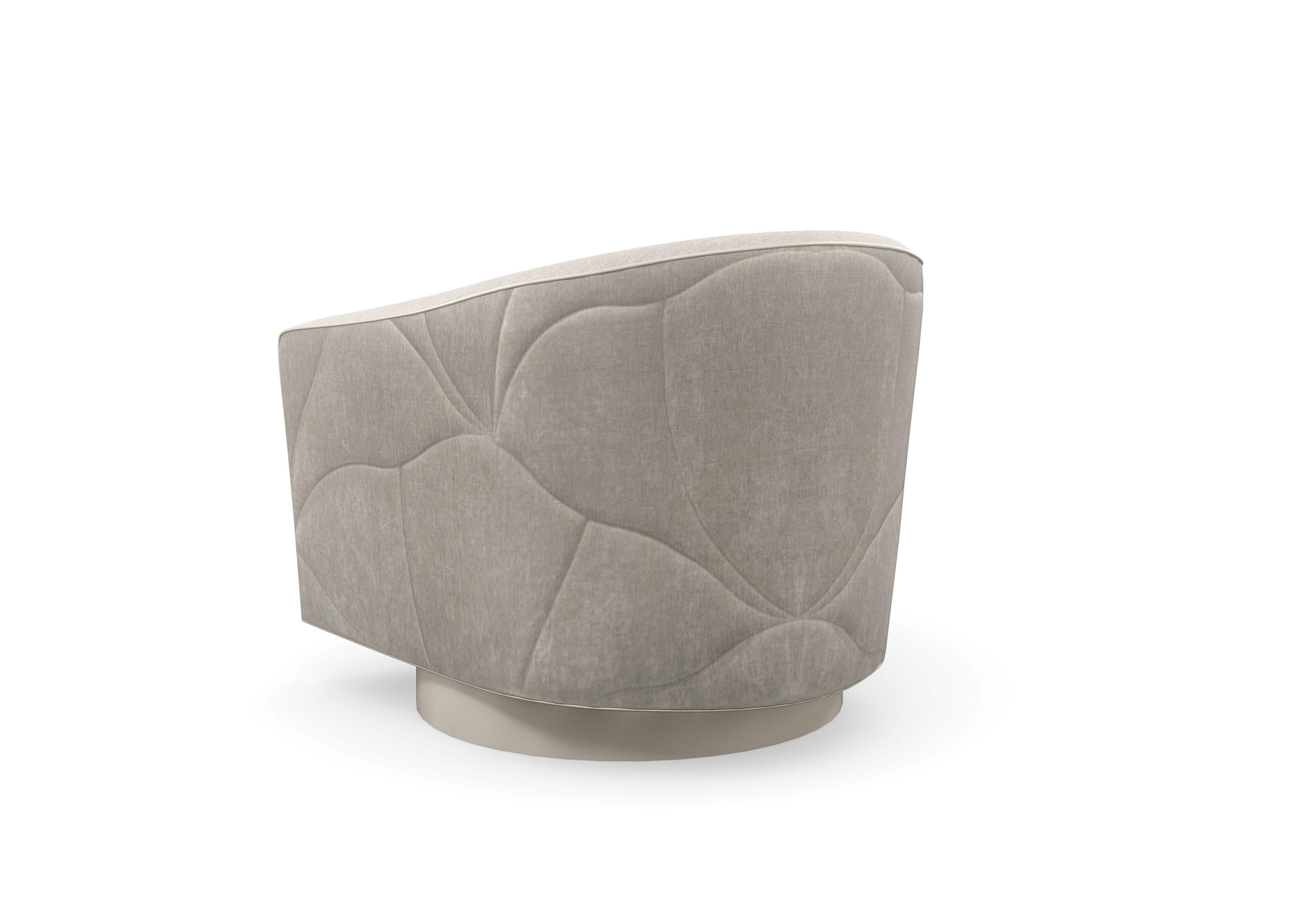 

    
 Photo  Modern Grey Fabric Sectional Sofa Set 3Pcs Fanciful Loveseat by Caracole
