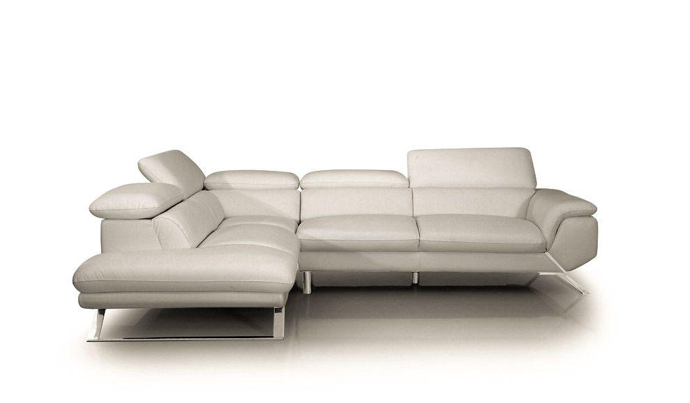 

    
Modern Light Grey Solid Wood Sectional Sofa VIG Furniture Divani Casa Seth VGBNS-9220-LTGRY-LAF-SS
