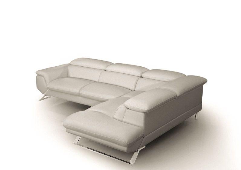 

    
Modern Light Grey Solid Wood Sectional Sofa VIG Furniture Divani Casa Seth VGBNS-9220-LTGRY-RAF-SS
