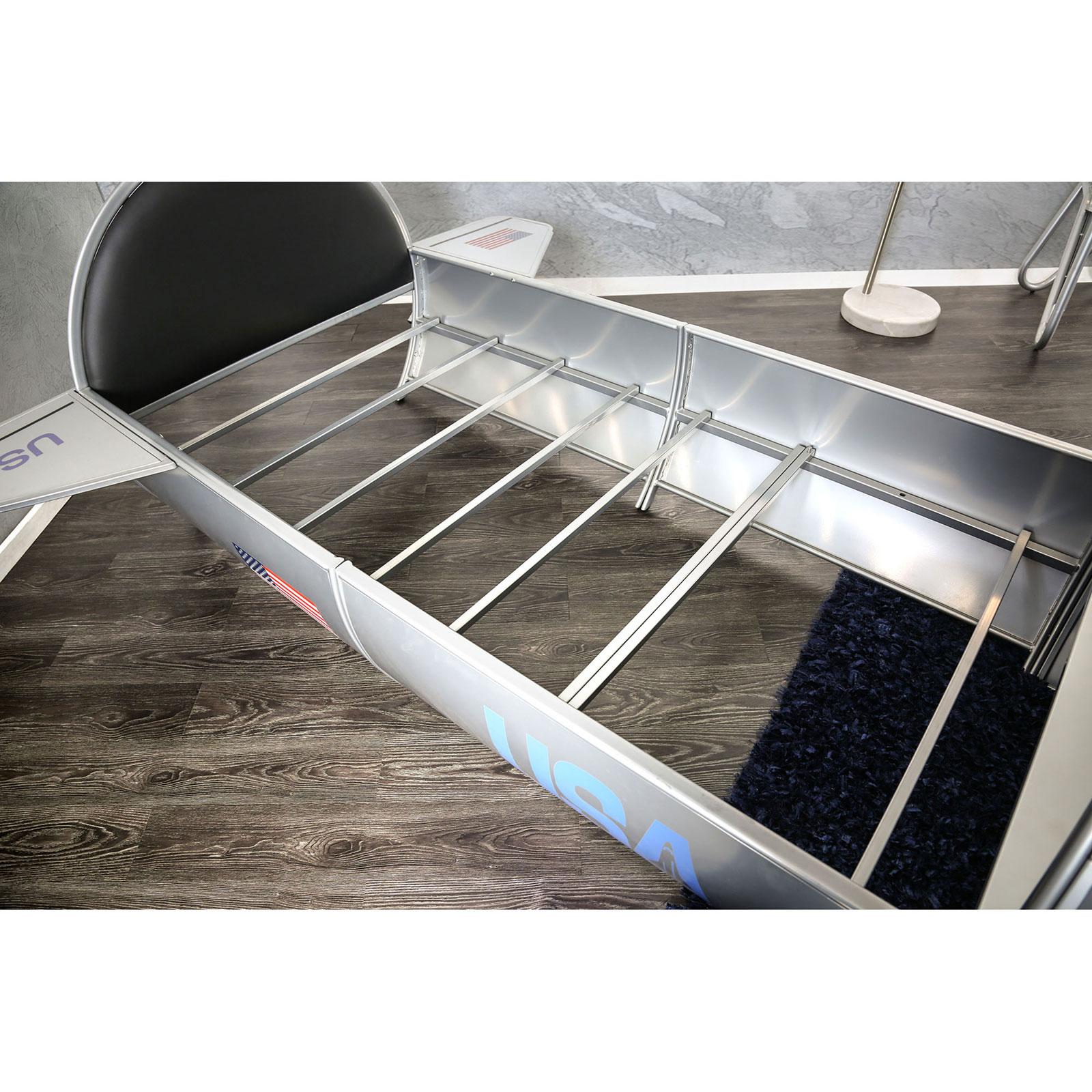 

    
Modern Metal Twin Platform bed in Black Orbiter by Furniture of America
