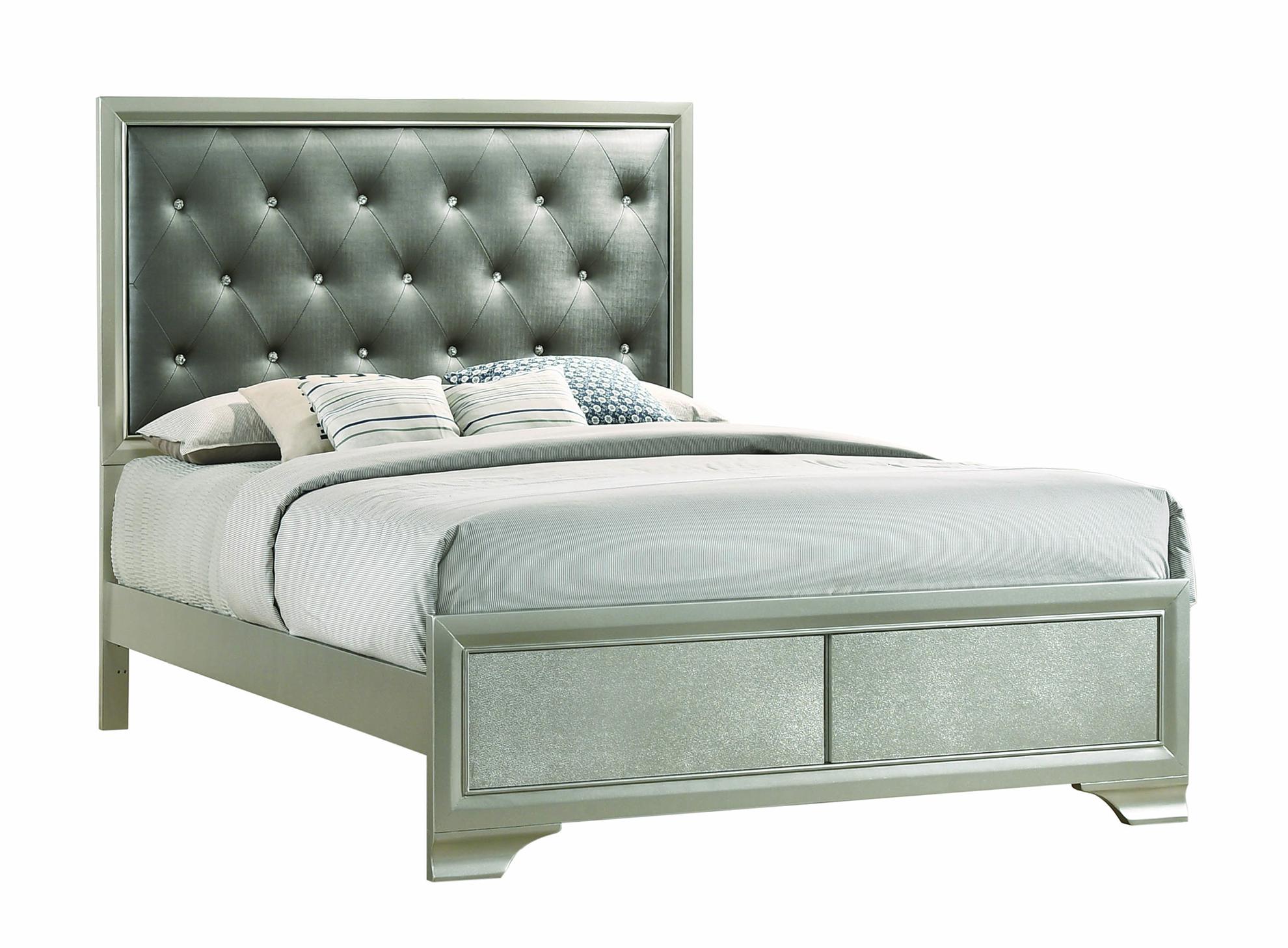

    
Glam Metallic Sterling Leatherette King Bedroom Set 3pcs Coaster 222721KE Salford
