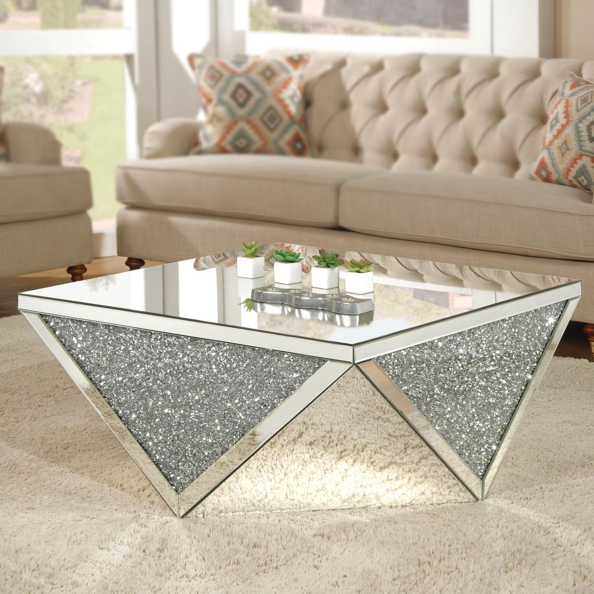 

    
Noralie Coffee Table and 2 End Tables
