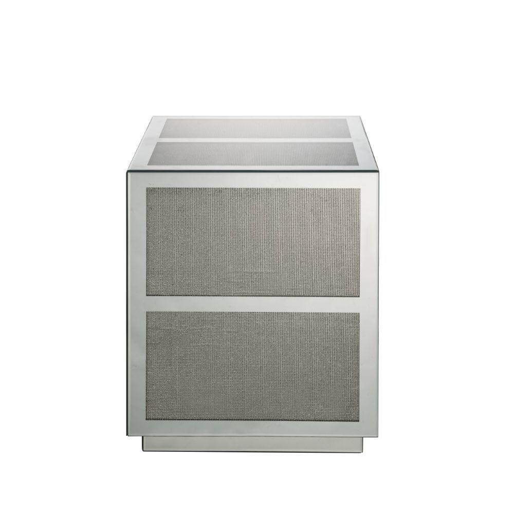 

    
Modern Mirrored & Faux Diamonds End Table by Acme Lavina 88017
