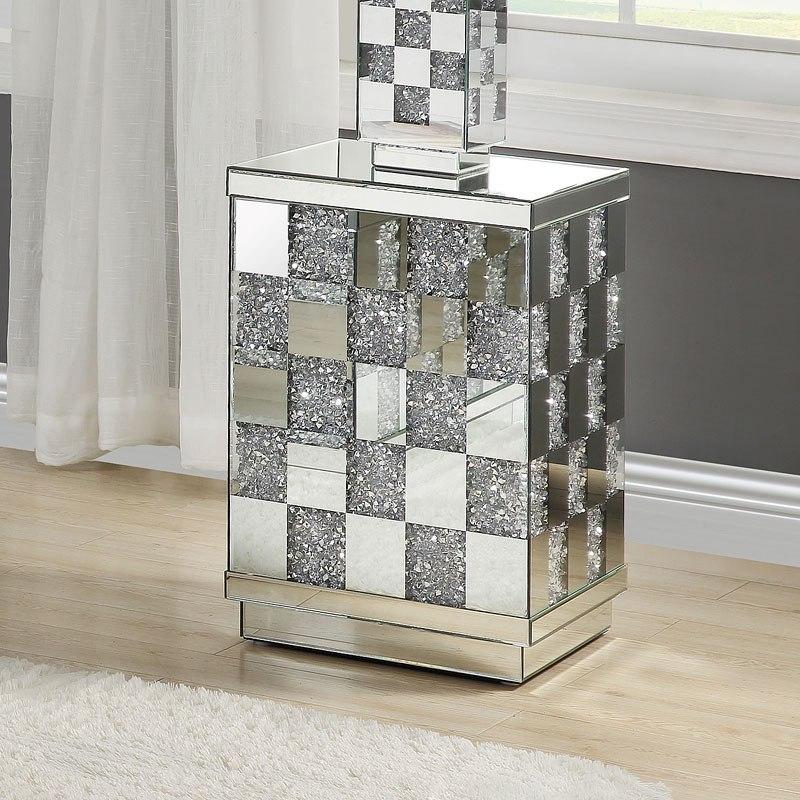 

    
Acme Furniture Noralie End Table Mirrored 84692

