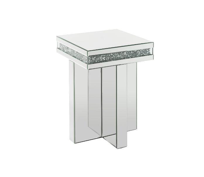 

    
Modern Mirrored & Faux Diamonds End Table by Acme Noralie 84697
