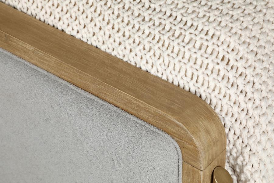

    
224301KE Modern Sand Wash/Gray Solid Wood King Panel Bed Coaster Arini 224301KE
