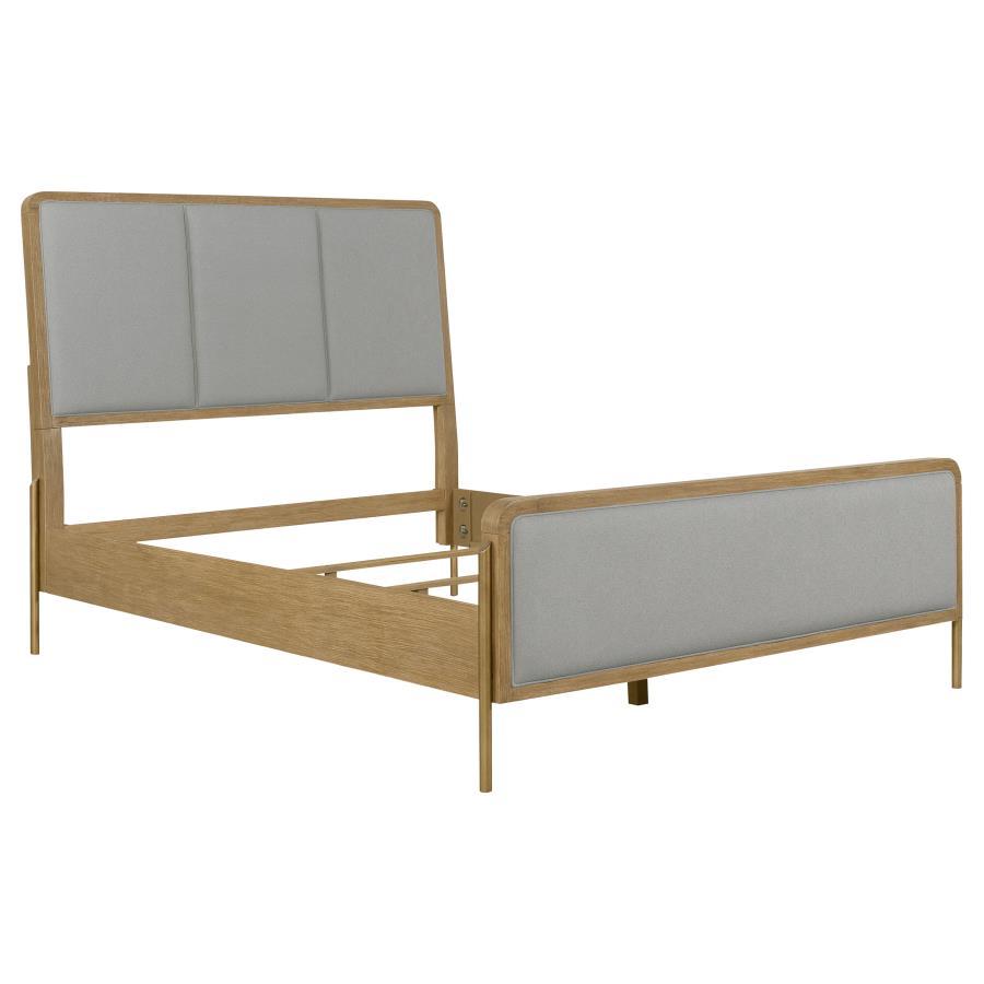 

    
Modern Sand Wash/Gray Solid Wood Queen Panel Bedroom Set 5PCS Coaster Arini 224301Q
