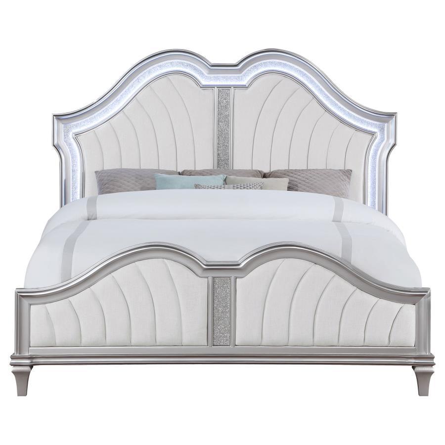

        
Coaster Evangeline California King Panel Bed 223391KW Panel Bed Oak/Silver/Ivory Fabric 65152991898599
