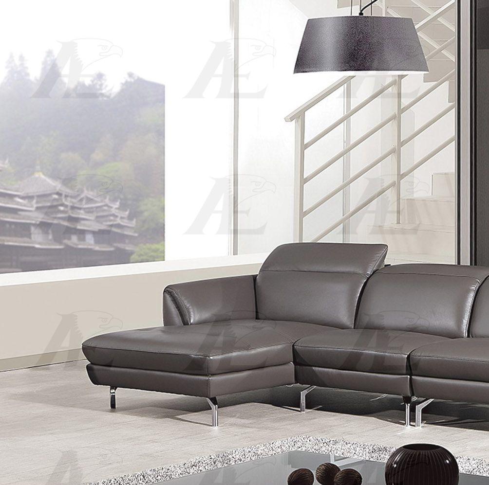 

    
American Eagle Furniture EK-L023-TPE Sectional Sofa Taupe EK-L023R-TPE
