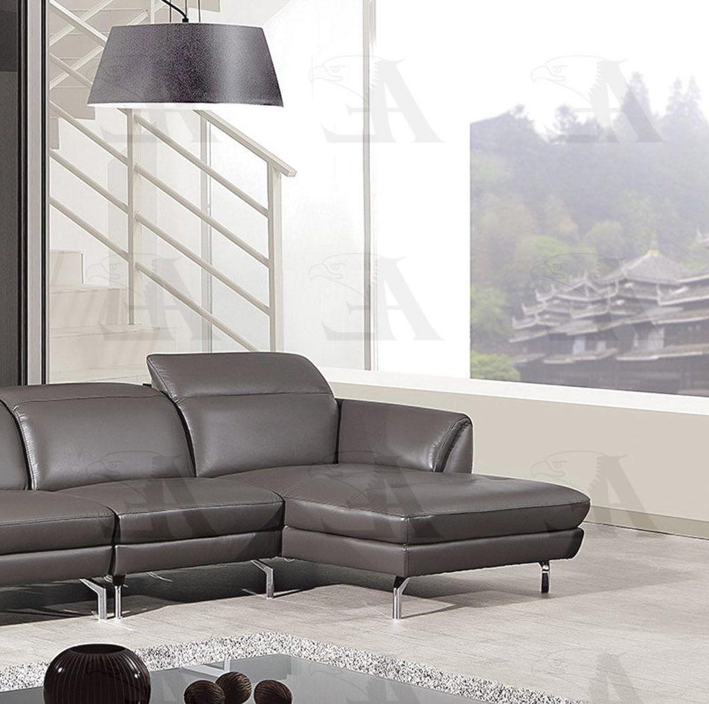 

    
American Eagle Furniture EK-L023-TPE Sectional Sofa Taupe EK-L023R-TPE
