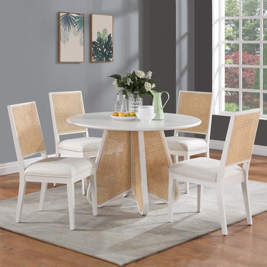 

    
Modern White/Cream Wood Dining Room Set 5PCS Meridian Furniture Butterfly 705White-T-5PCS
