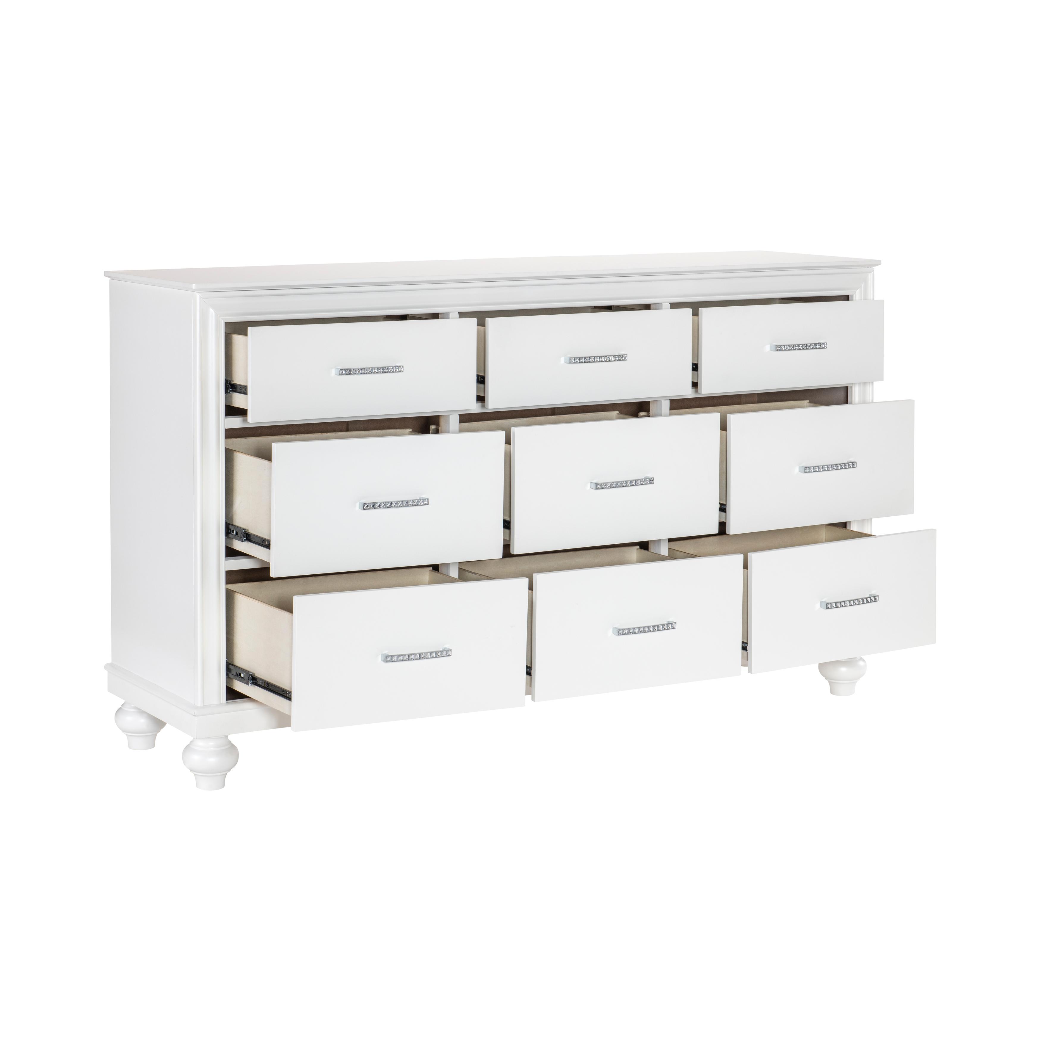 

    
Homelegance Aria Collection Dresser With Mirror 1436W-5-D-2PCS Dresser With Mirror White Finish 1436W-5-D-2PCS

