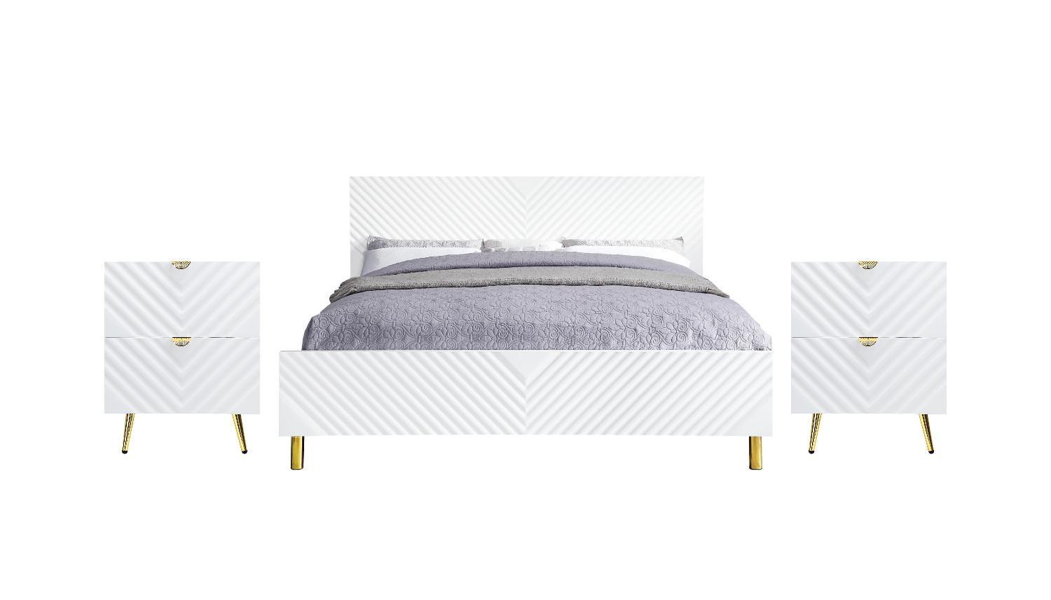 

    
Modern White High Gloss Eastern King Bed + 2 Nightstands by Acme Gaines BD01033EK-3pcs
