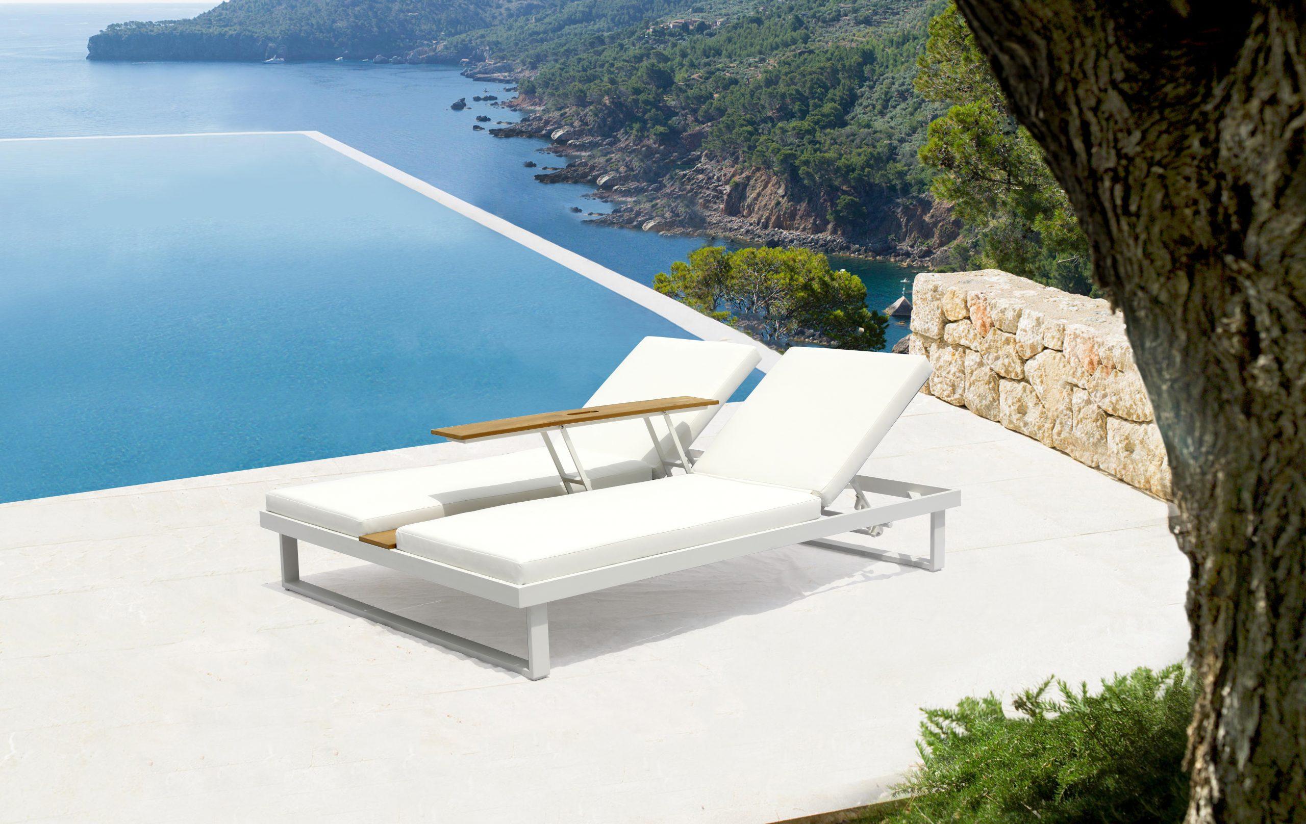 

                    
WhiteLine CL1572-WHT Sandy Double Lounge Chair White Fabric Purchase 
