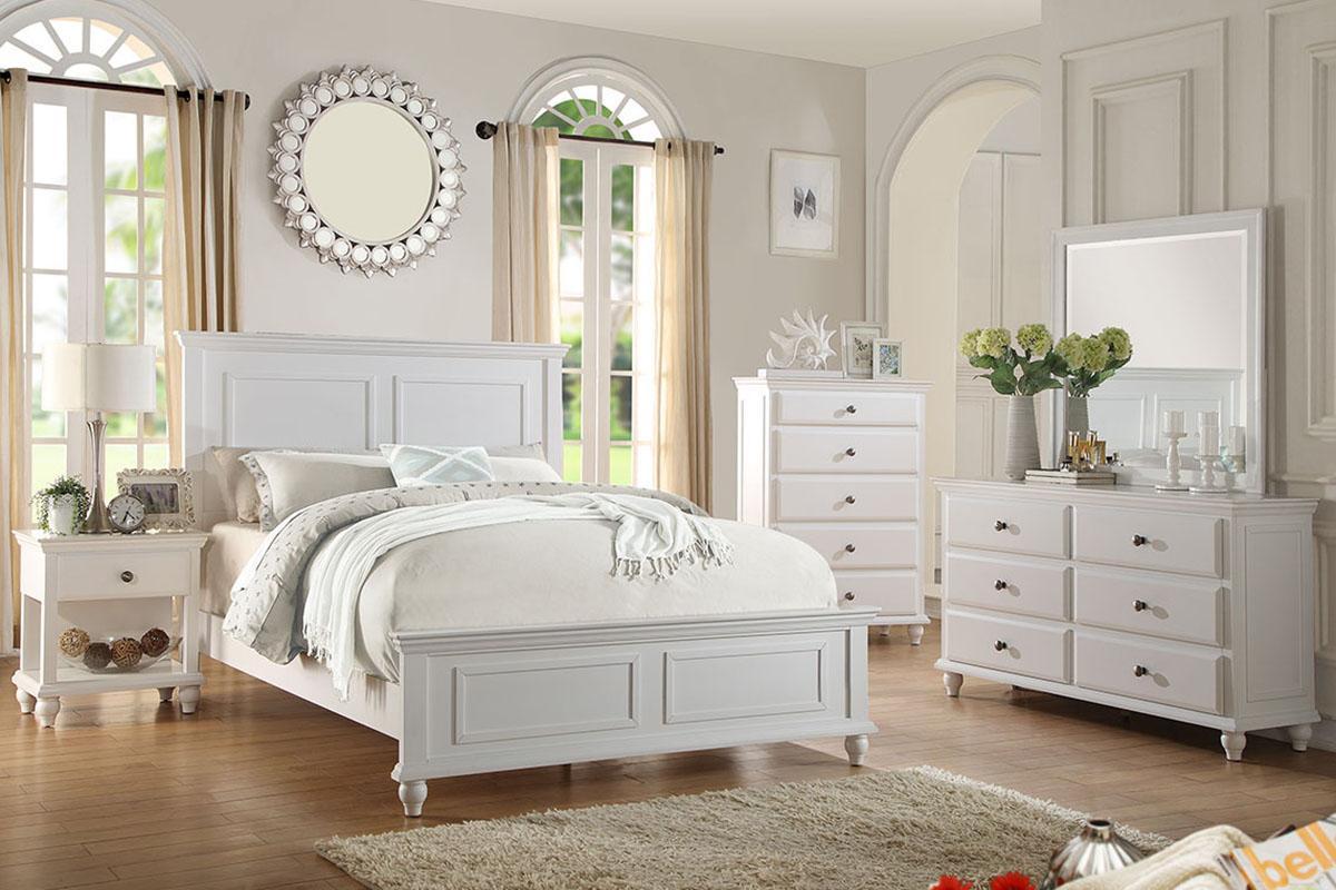 

    
White Solid Wood C.King Bed F9270 Poundex Modern
