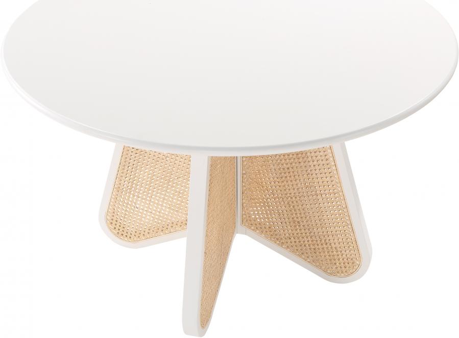 

        
Meridian Furniture Butterfly Round Dining Table 705White-T Round table White  53656526598493

