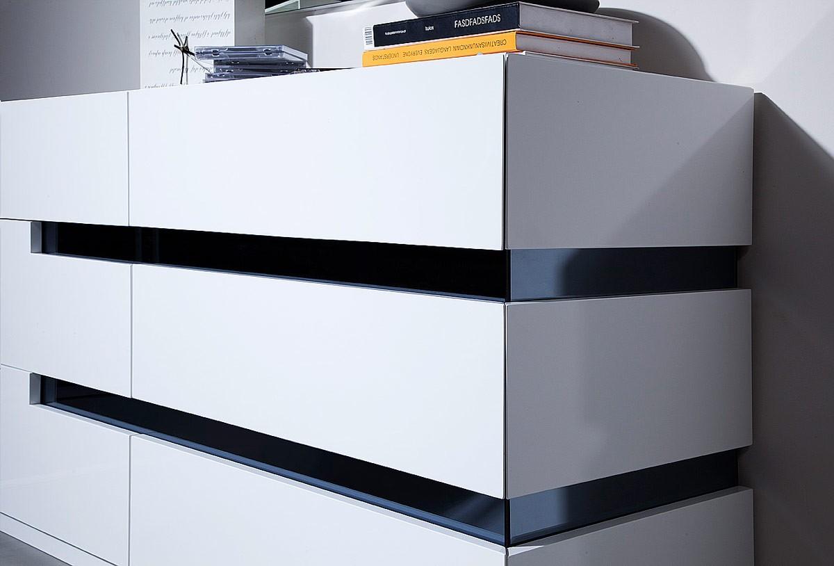 

    
Dresser in White Gloss Modrest Polar Contemporary Modern
