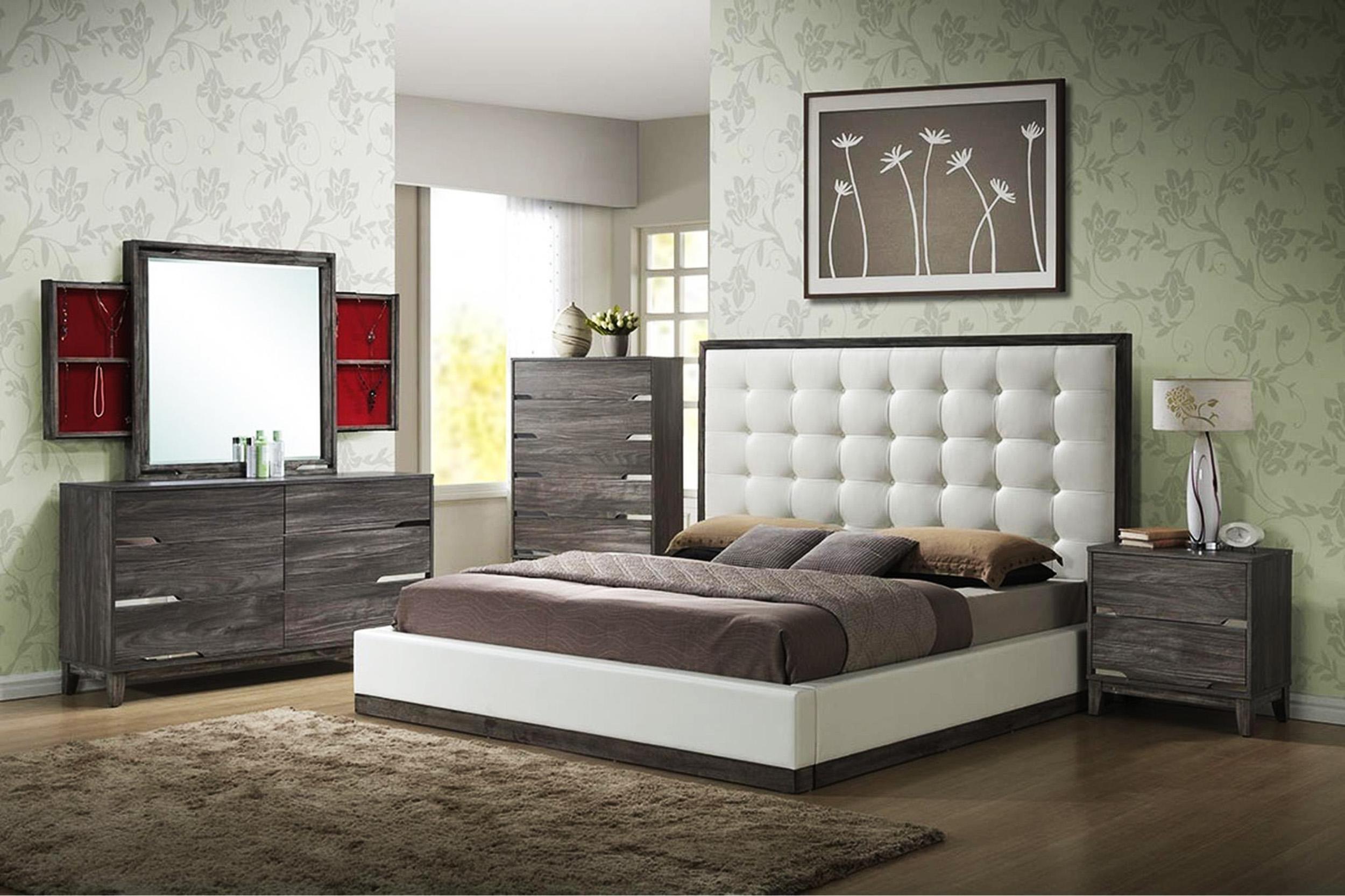 

    
MYCO Furniture BR560-K Brently Rustic Gray White Vinyl Headboard King Panel Bedroom Set 5Pcs w/Chest
