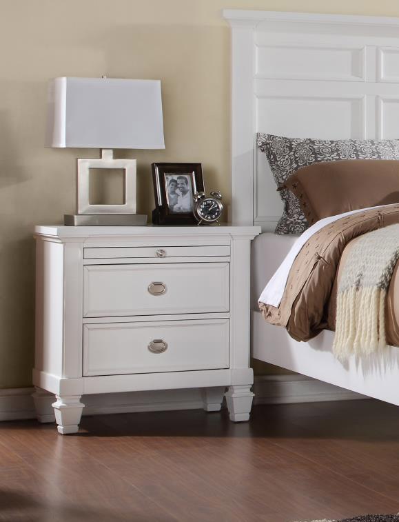 

    
MYCO Furniture Dolce Panel Bedroom Set White DL110Q -SET-3

