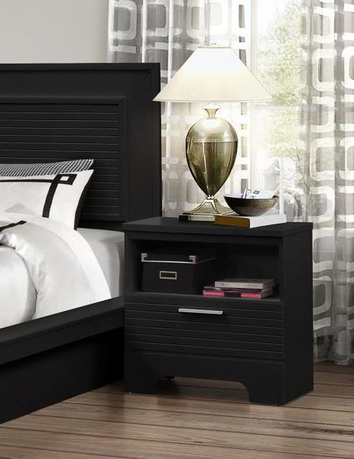

    
MYCO Furniture Moderno Platform Bedroom Set Black MD4338-Q-SET-5
