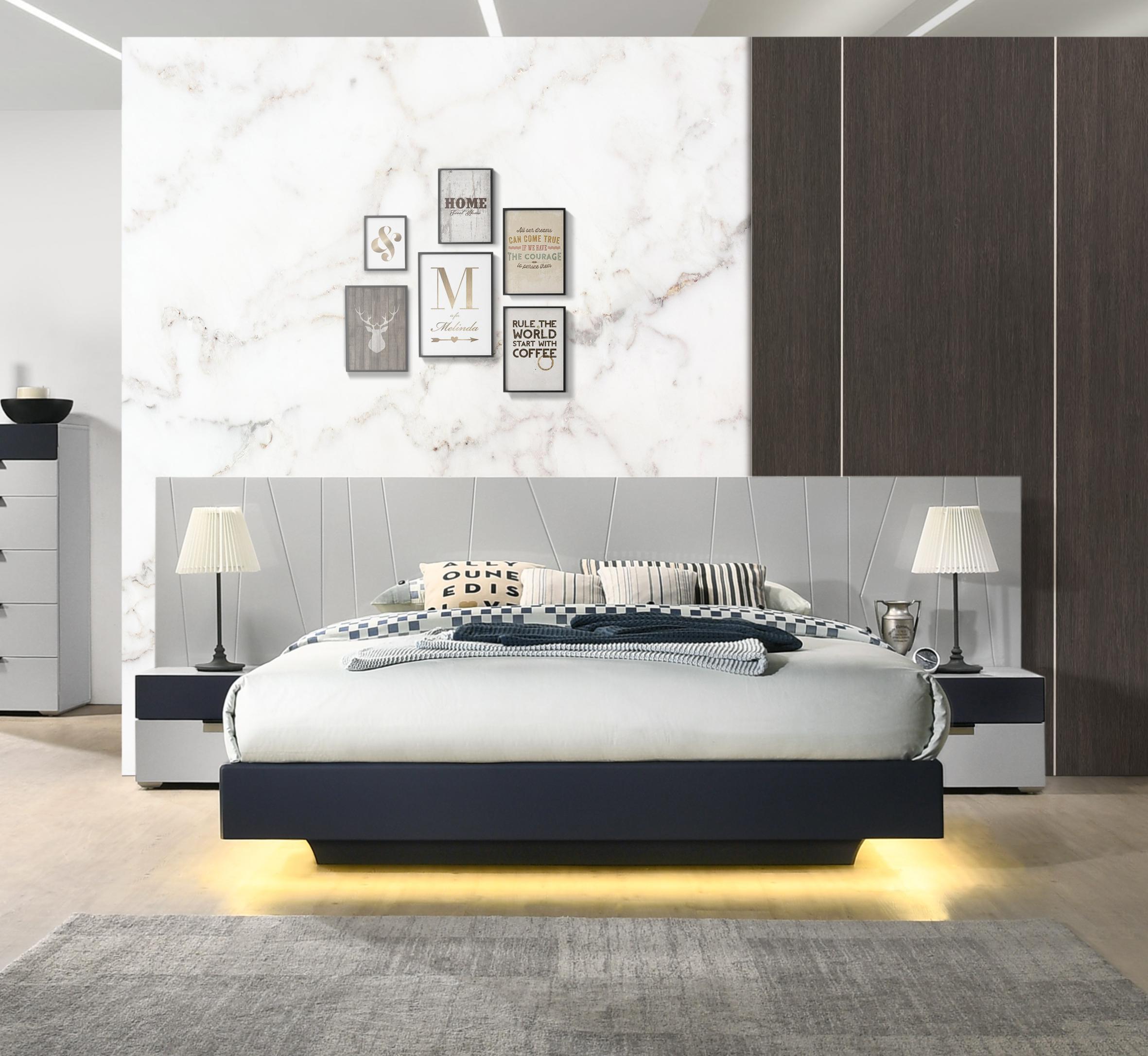 

    
Navy & Light Gray Finish Lighted Platform King Bedroom Set 6Pcs Modern J&M Marsala
