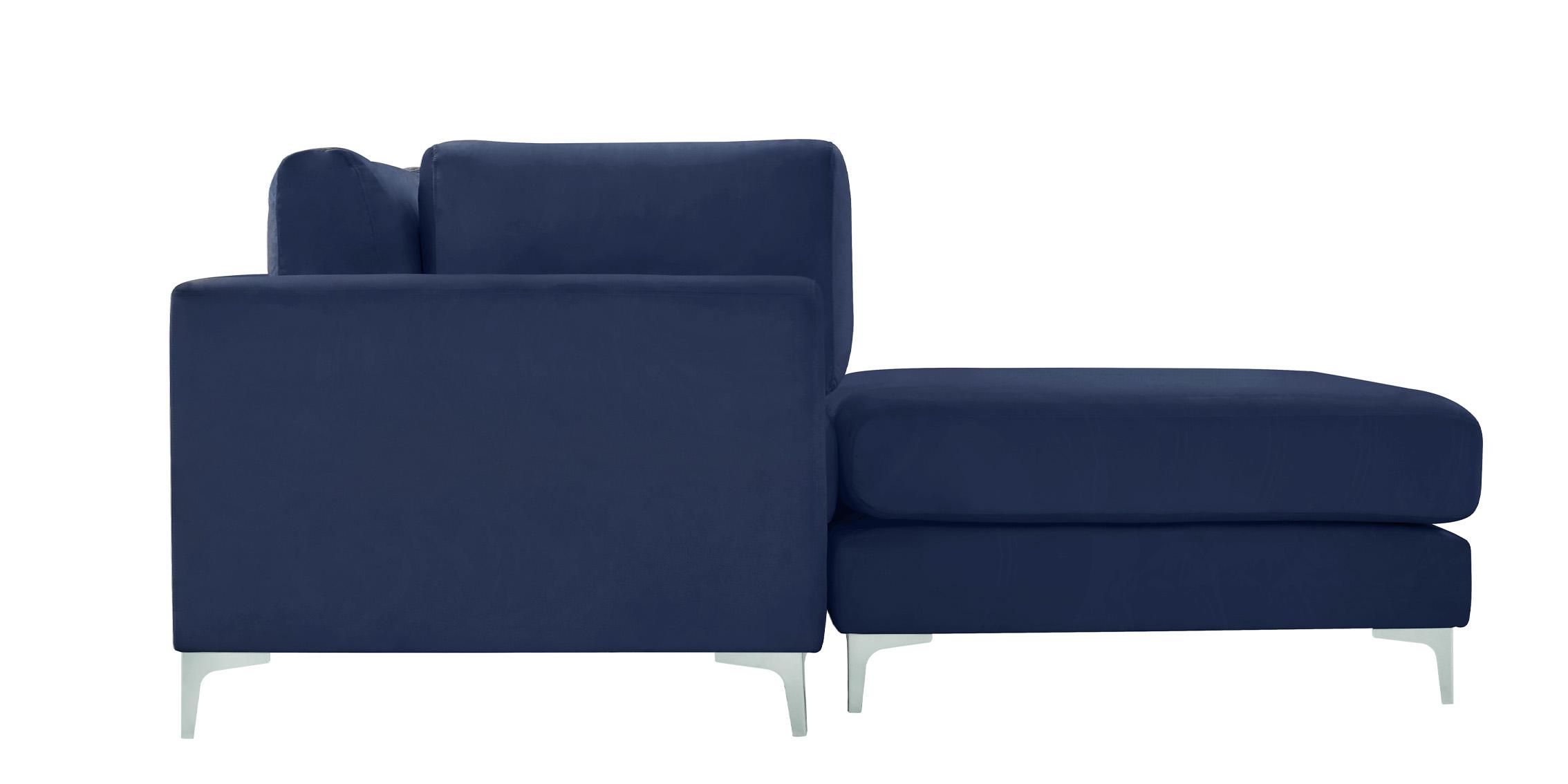 

    
605Navy-Sec5A Meridian Furniture Modular Sectional Sofa
