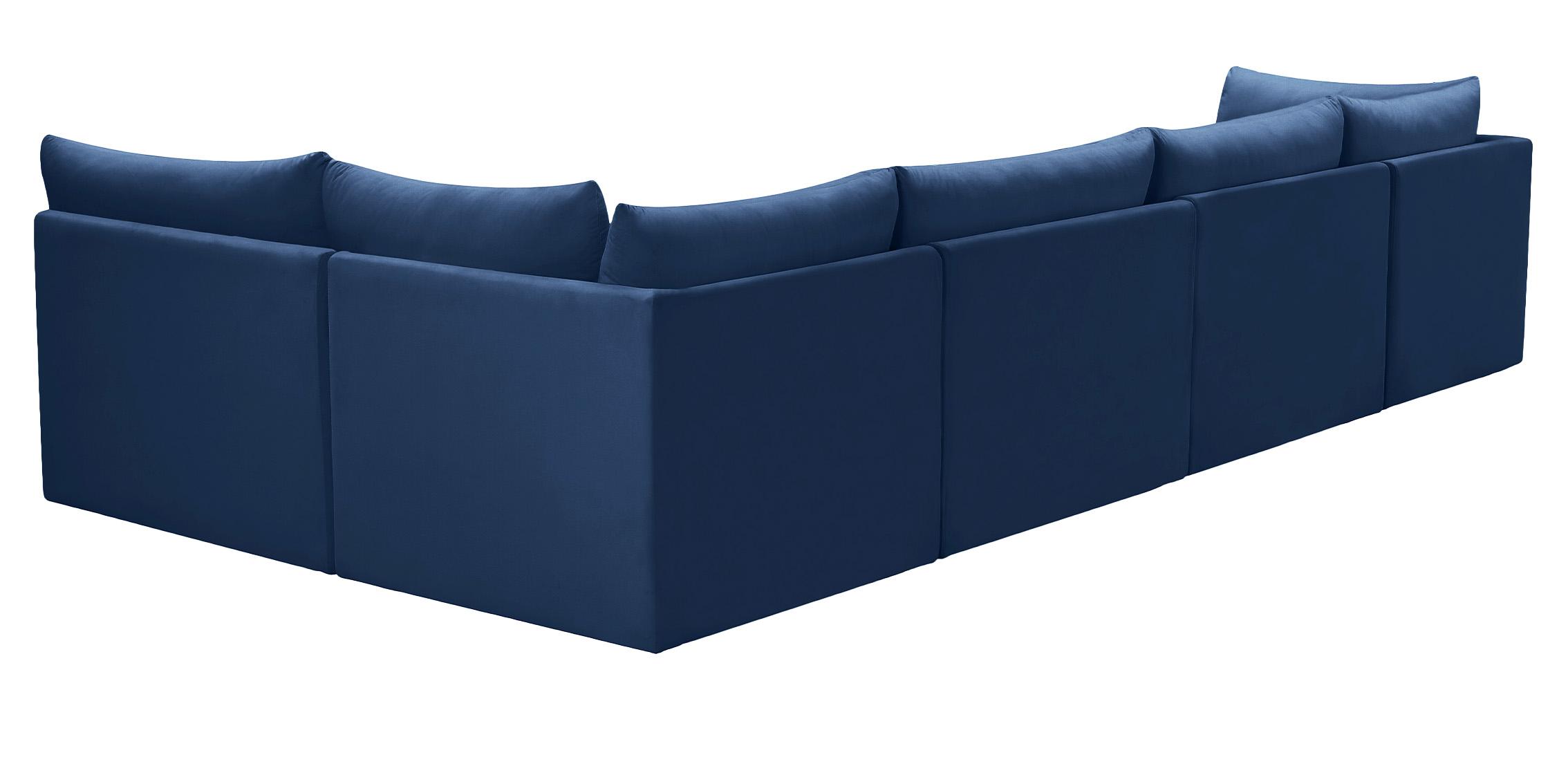 

    
649Navy-Sec5A Meridian Furniture Modular Sectional Sofa
