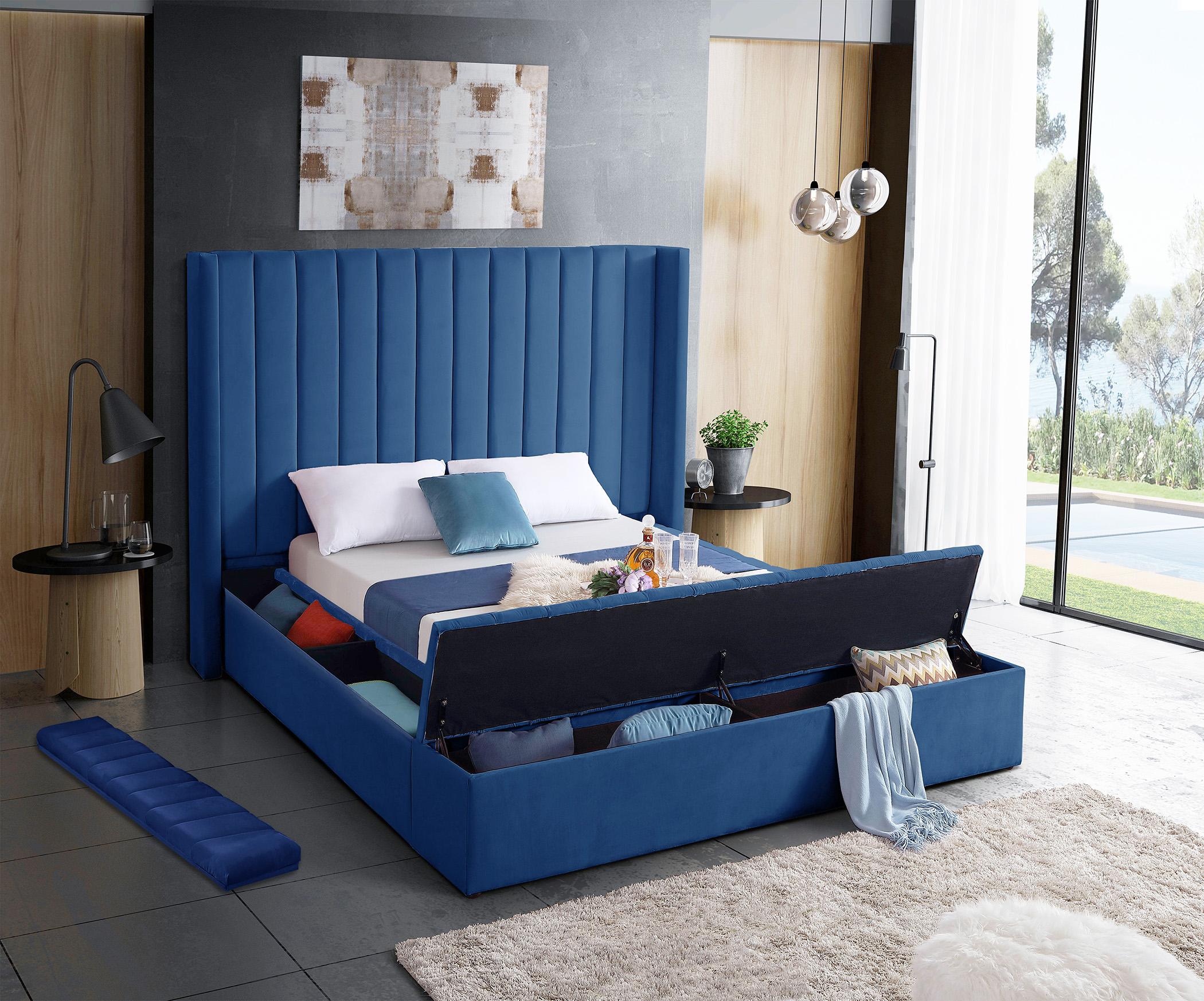 

        
Meridian Furniture KIKI Navy-F Storage Bed Navy Velvet 704831402209
