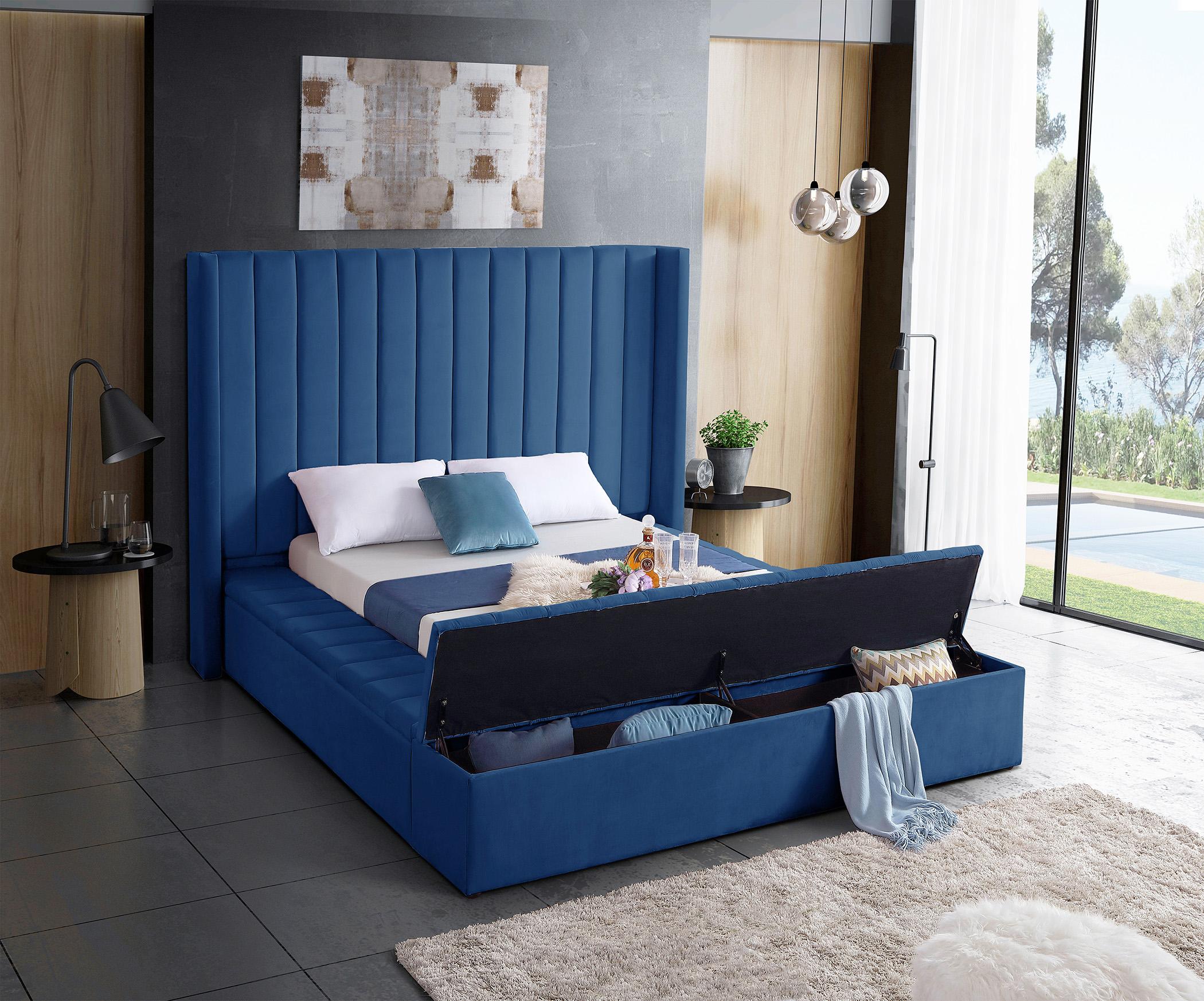 

    
KikiNavy-F Meridian Furniture Storage Bed
