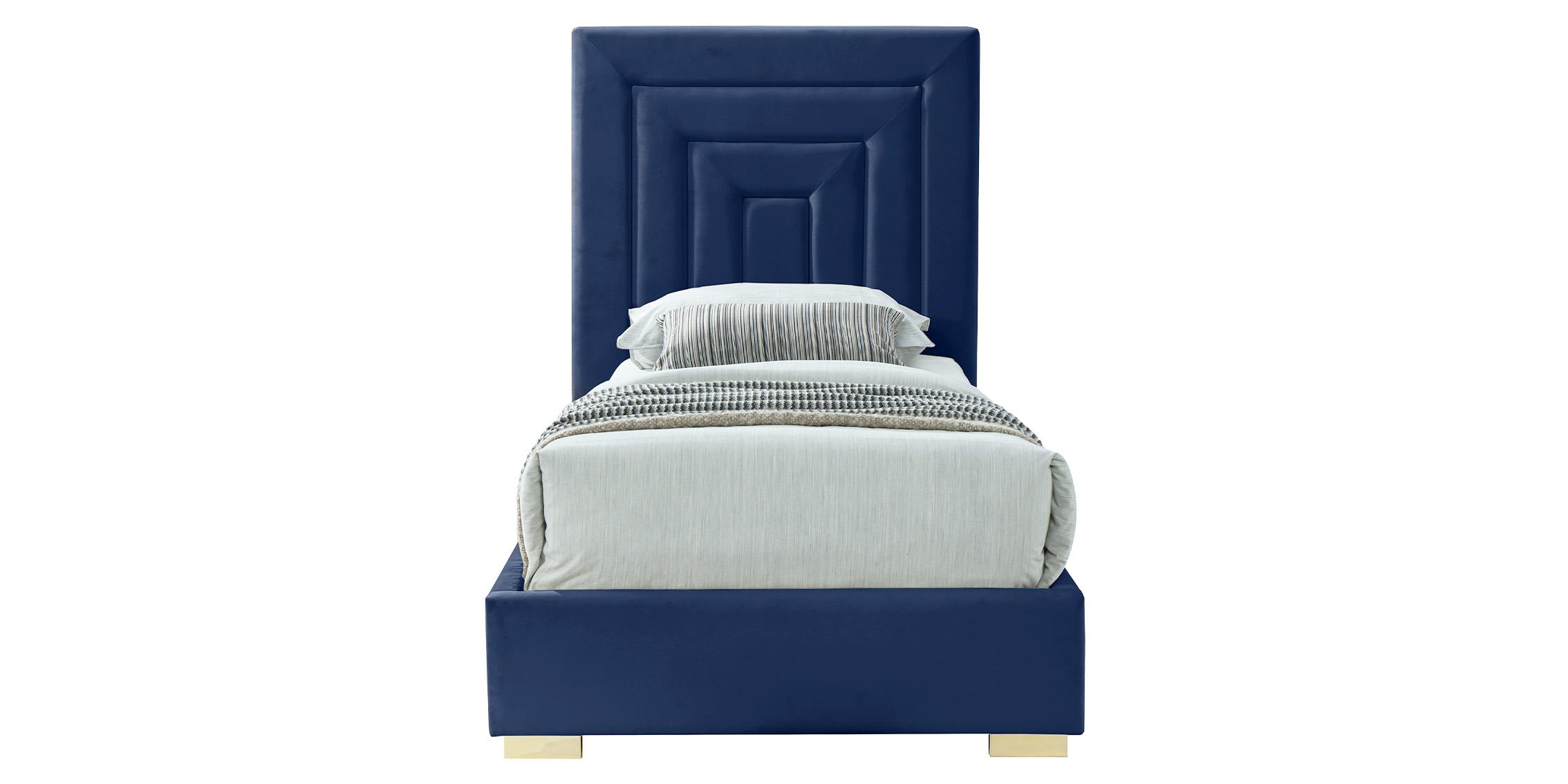

        
Meridian Furniture NORA NoraNavy-T Platform Bed Navy Fabric 094308250724

