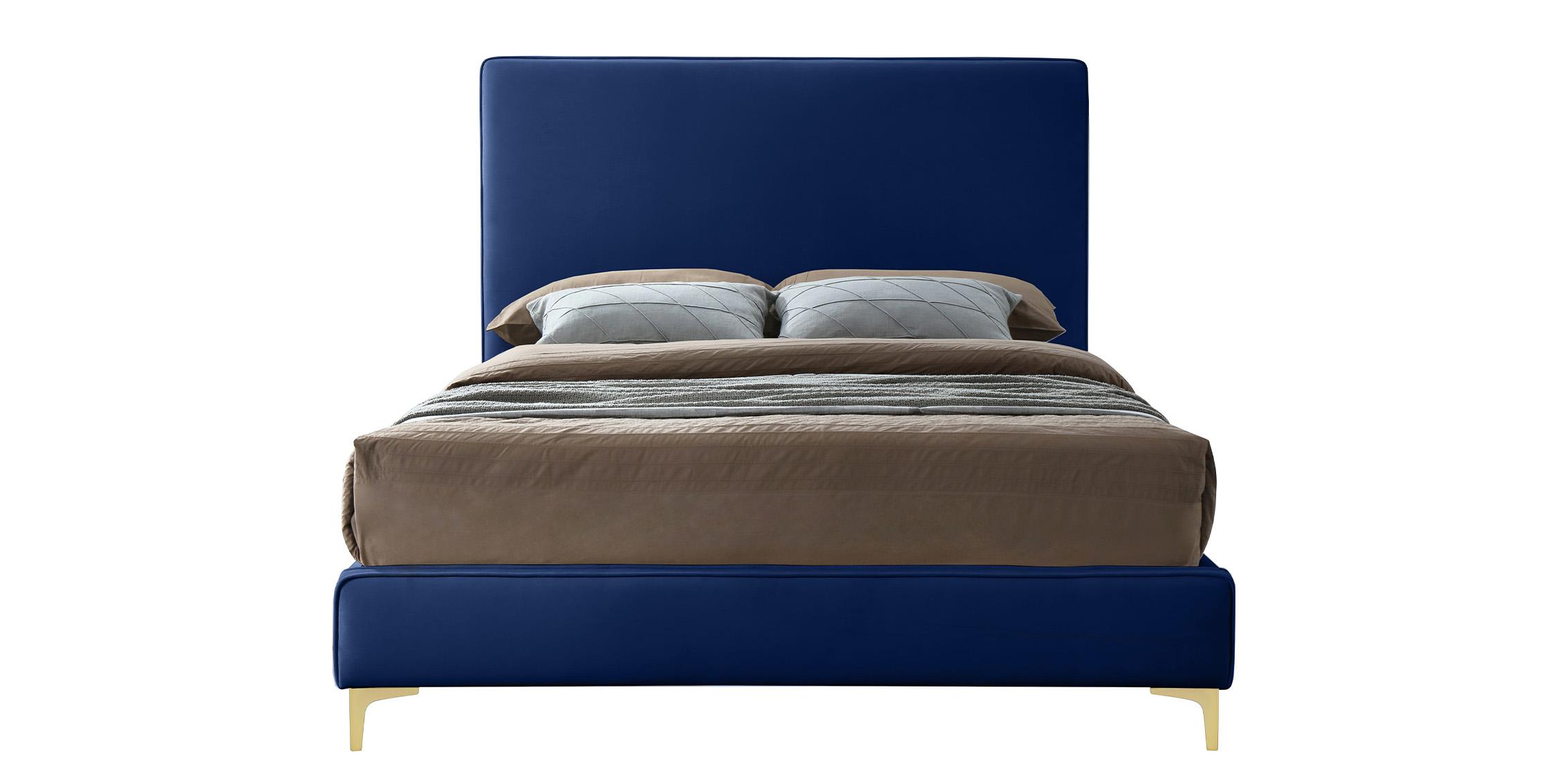 

    
GeriNavy-F Meridian Furniture Platform Bed
