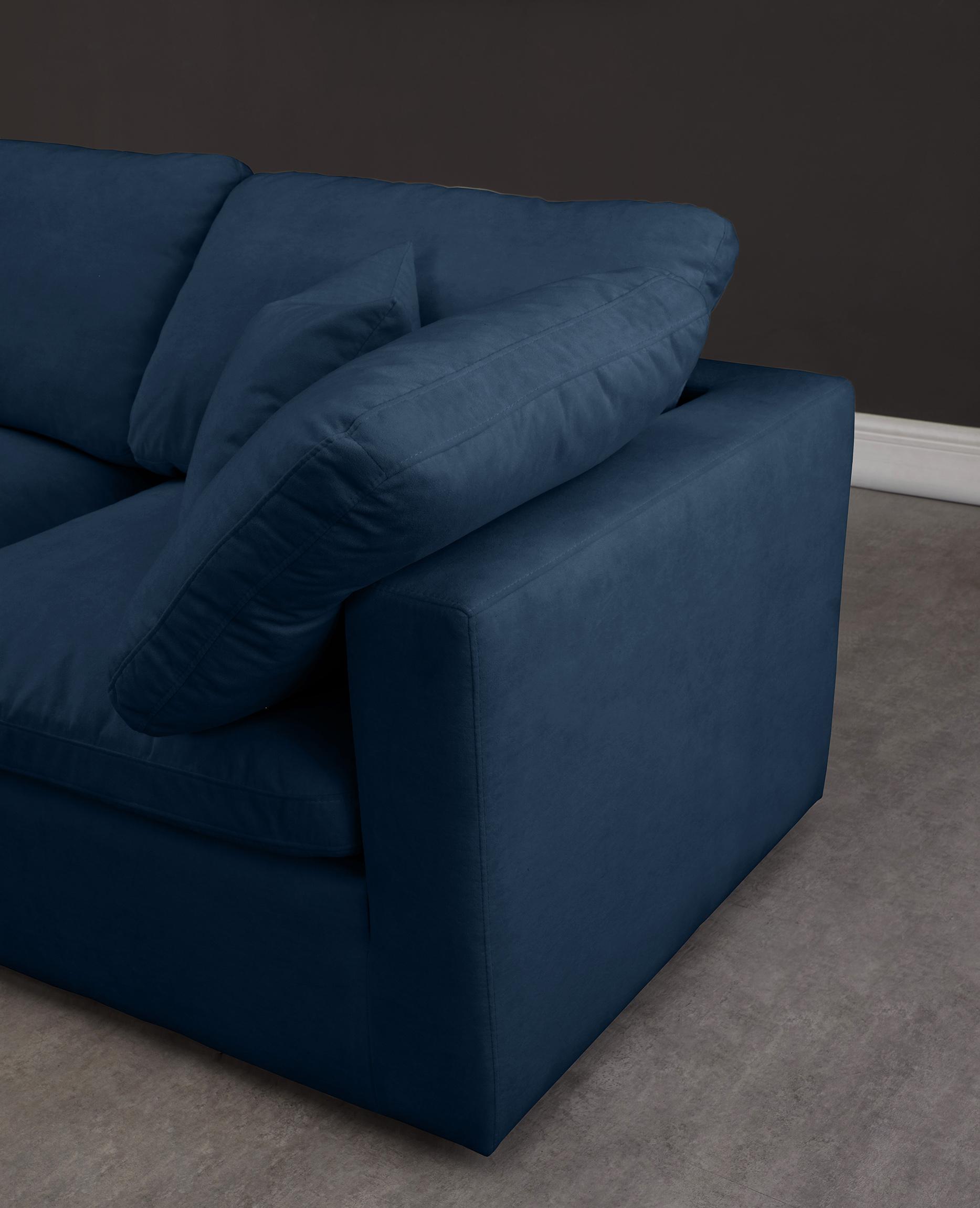

    
602Navy-Sec5C Meridian Furniture Modular Sectional Sofa
