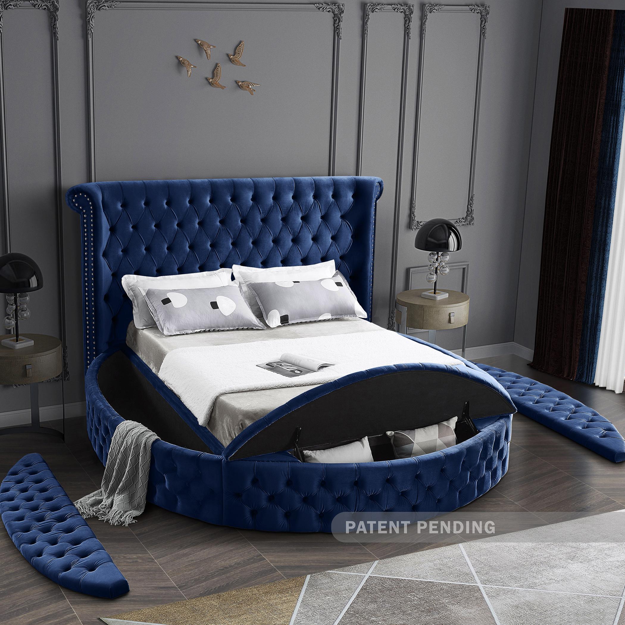 

    
LuxusNavy-K Navy Velvet Tufted Round Storage King Bed LUXUS Meridian Contemporary Modern
