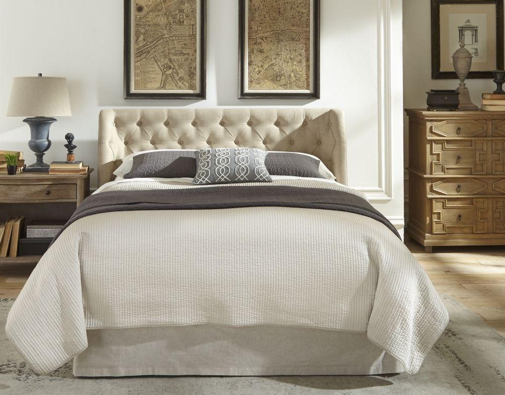 

    
Neutral Linen Fabric Platform CAL King Bed Contemporary LEVI by Modus Furniture

