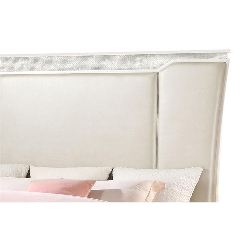 Chanel White Butterfly by Jodi Print on Canvas - On Sale - Bed Bath &  Beyond - 35429704