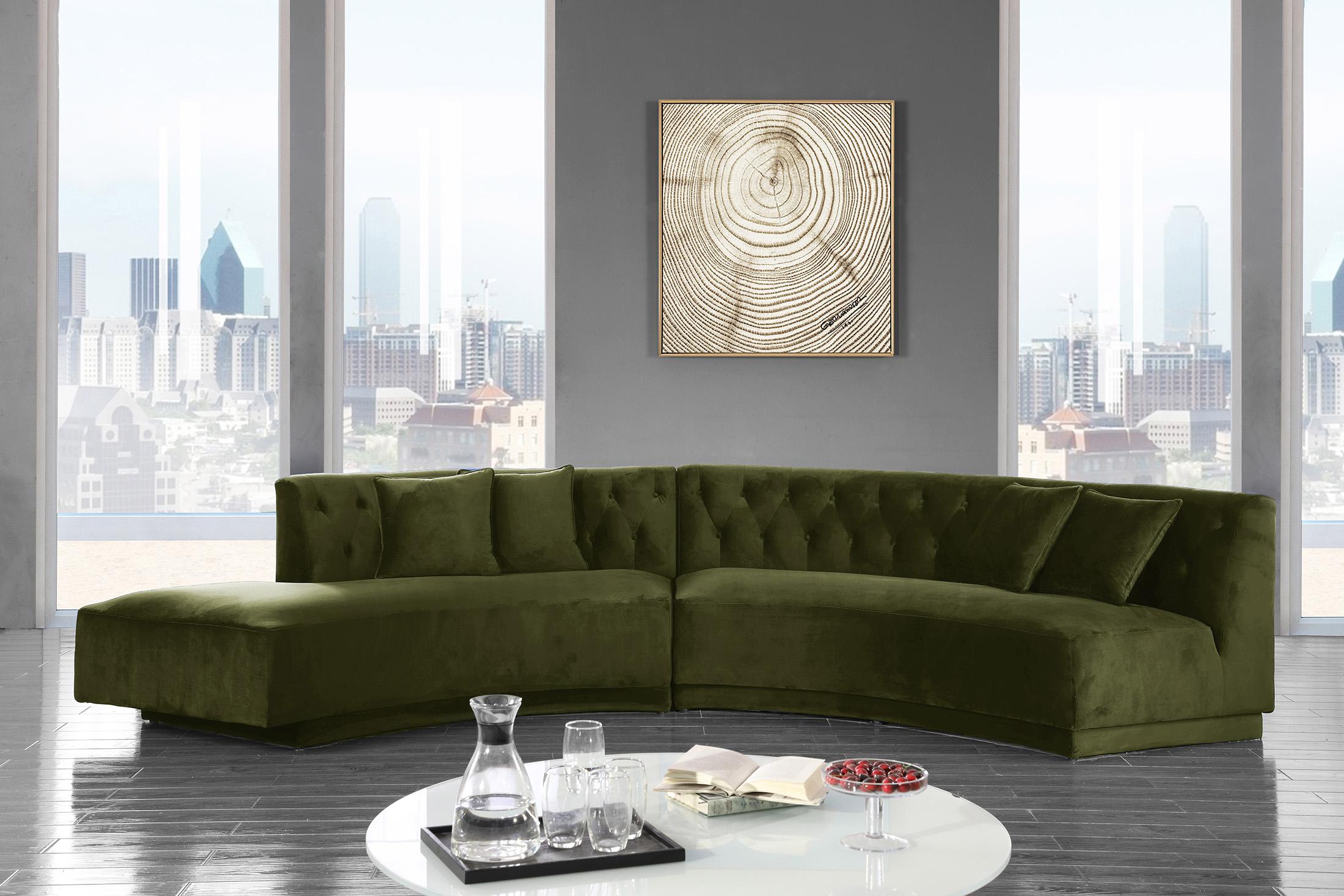

    
641Olive-Sectional-Set-2 Meridian Furniture Sectional Sofa Set
