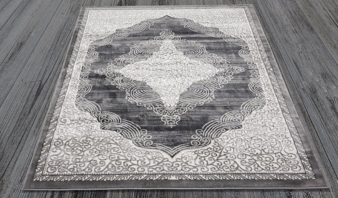 

    
Padilla Light Gray Medallion Area Rug 8x10 by Art Carpet
