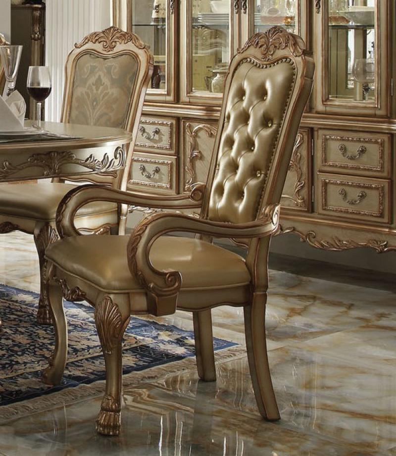 

    
Pendarvis Dining Table Set
