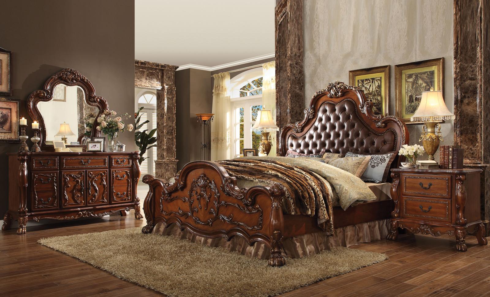 

    
Luxury Tufted PU Cherry Oak Perales Queen Bedroom Set 3 Traditional Carved Wood
