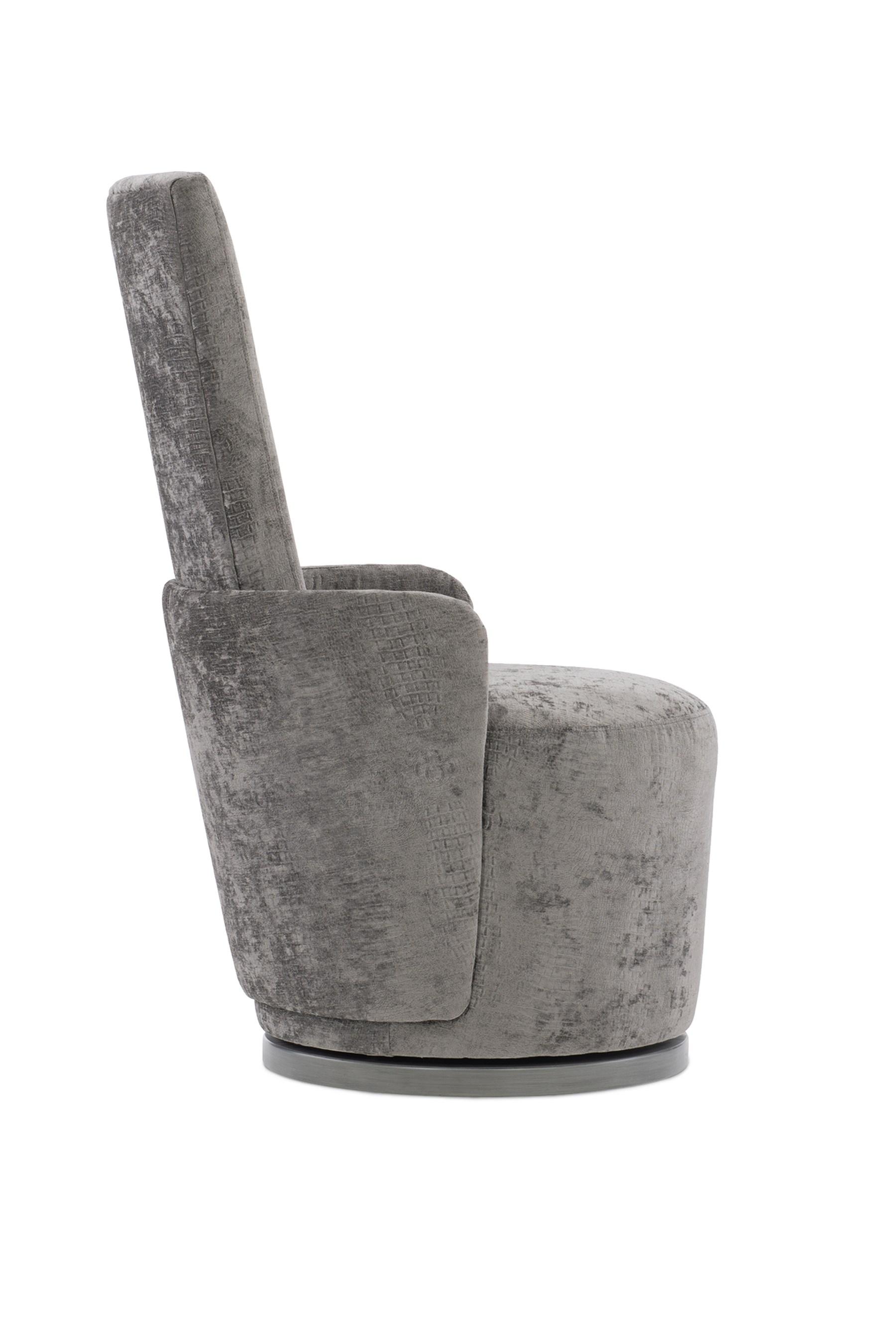 

    
M120-420-032-A Caracole Swivel Chair
