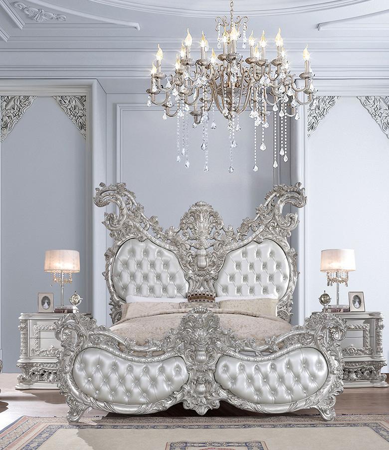 Traditional Sleigh Bedroom Set HD-1808 HD-CK1808-3PC in Silver Faux Leather