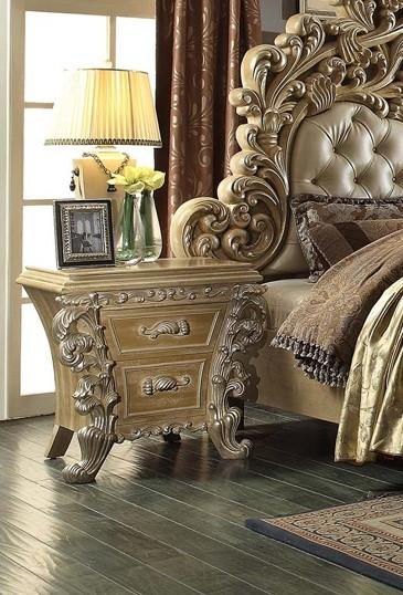 

    
Pickle Frost & Antique Silver King Bedroom Set 5Pcs Traditional Homey Design HD-7012

