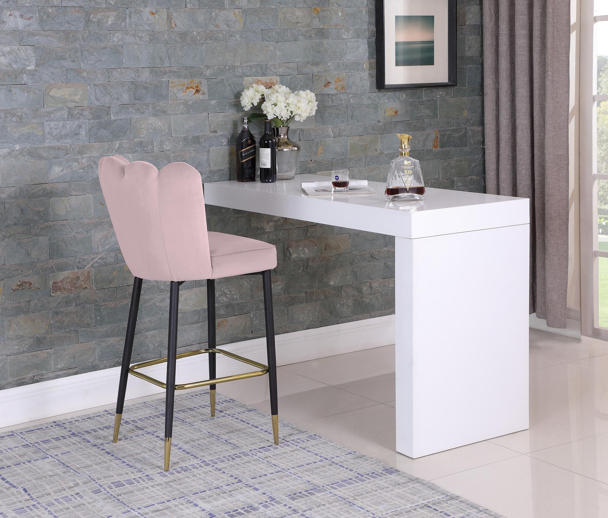 

        
Meridian Furniture LILY 961Pink Bar Stool Set Pink Soft Velvet 753359800172
