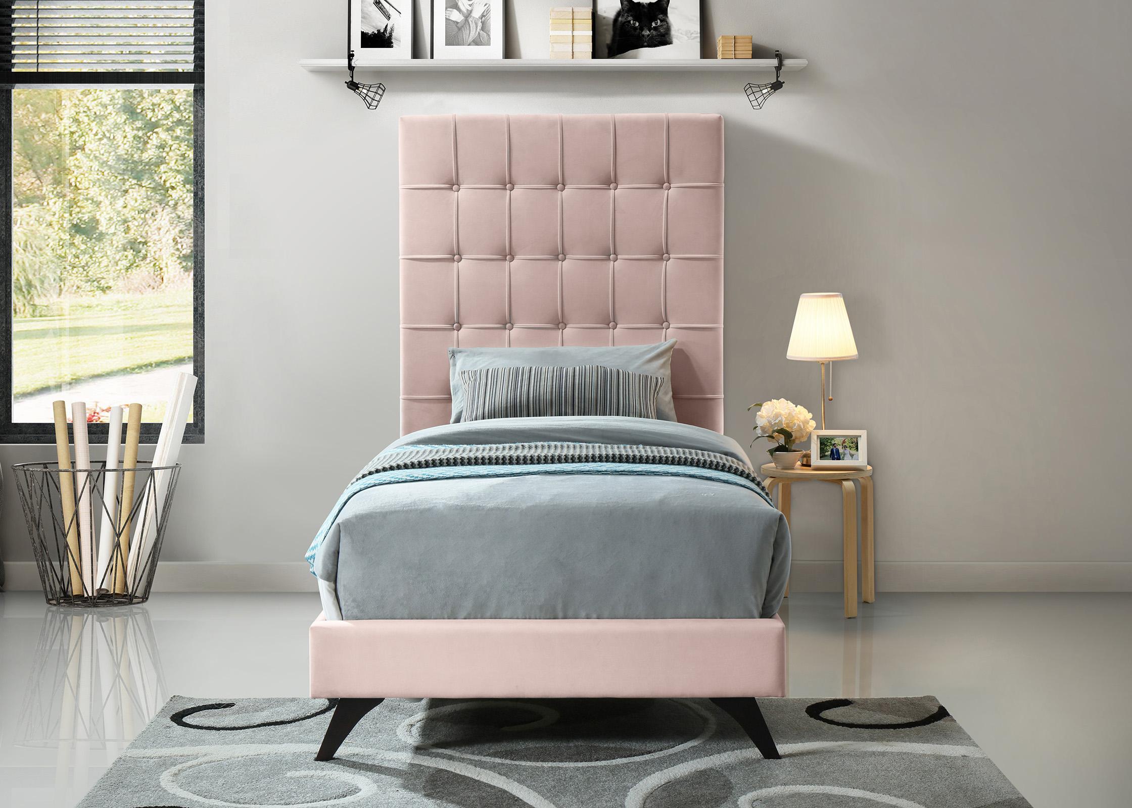 

    
Meridian Furniture ELLY EllyPink-T Platform Bed Espresso/Pink EllyPink-T
