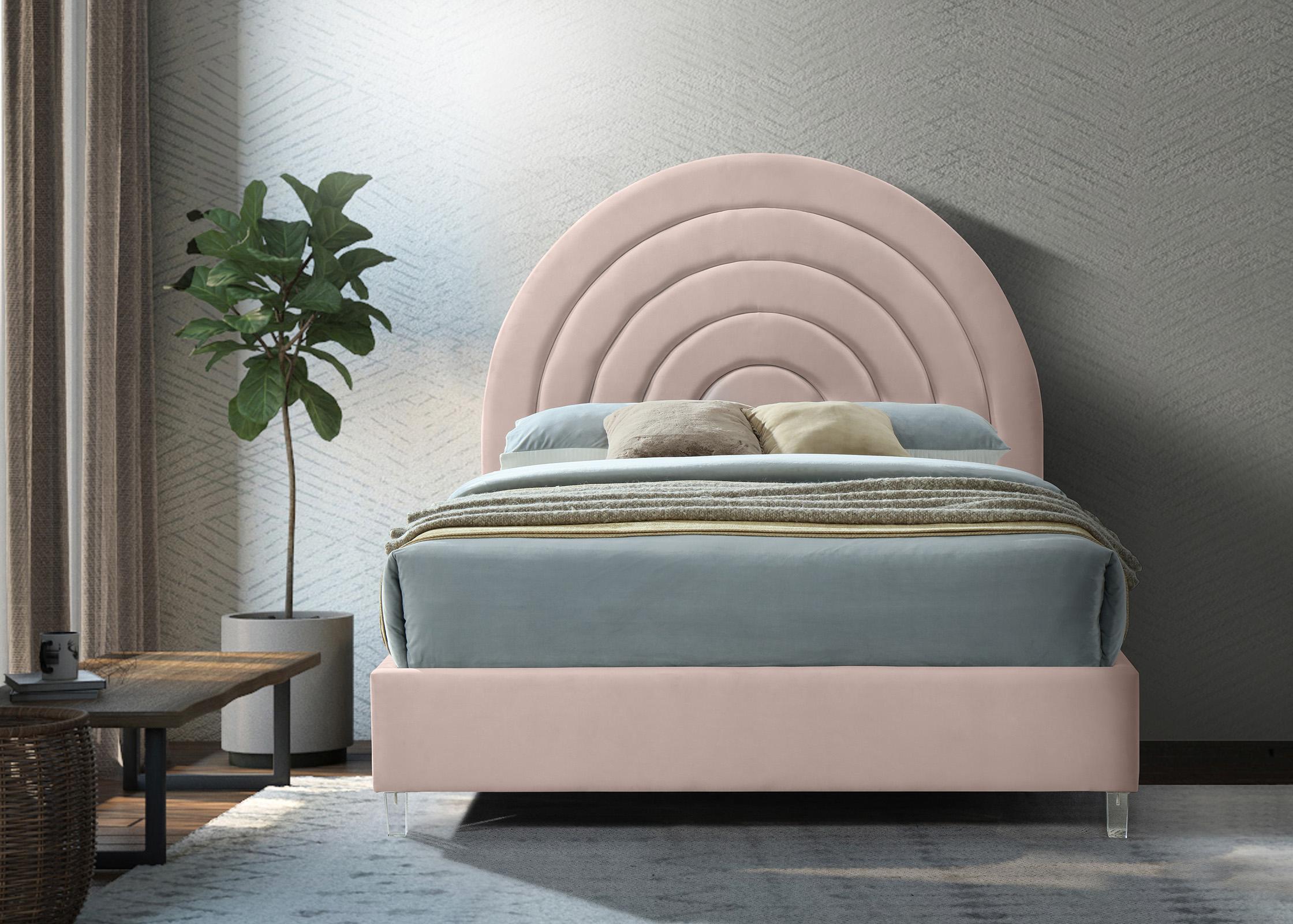 

    
Meridian Furniture RAINBOW RainbowPink-F Platform Bed Pink RainbowPink-F
