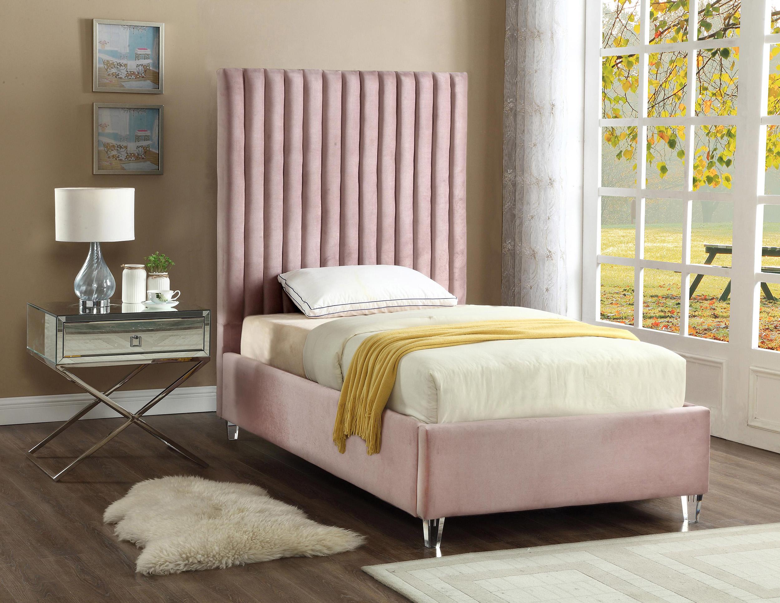 Contemporary Platform Bed Candace CandacePink-T CandacePink-T in Pink Velvet