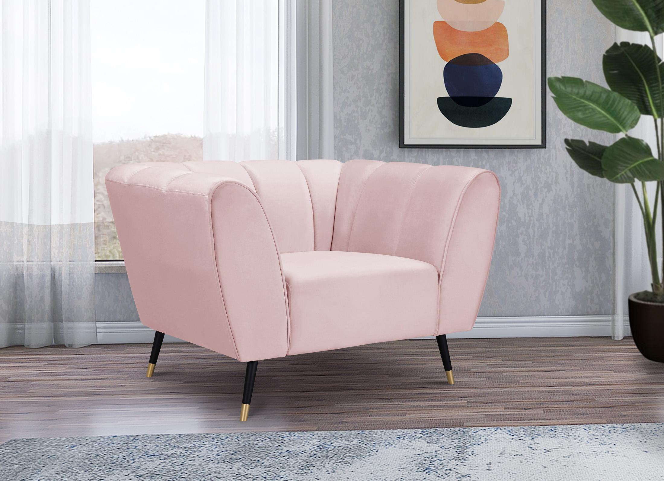 

    
 Photo  Pink Velvet Channel Tufted Sofa Set 3Pcs BEAUMONT 626Pink Meridian Contemporary
