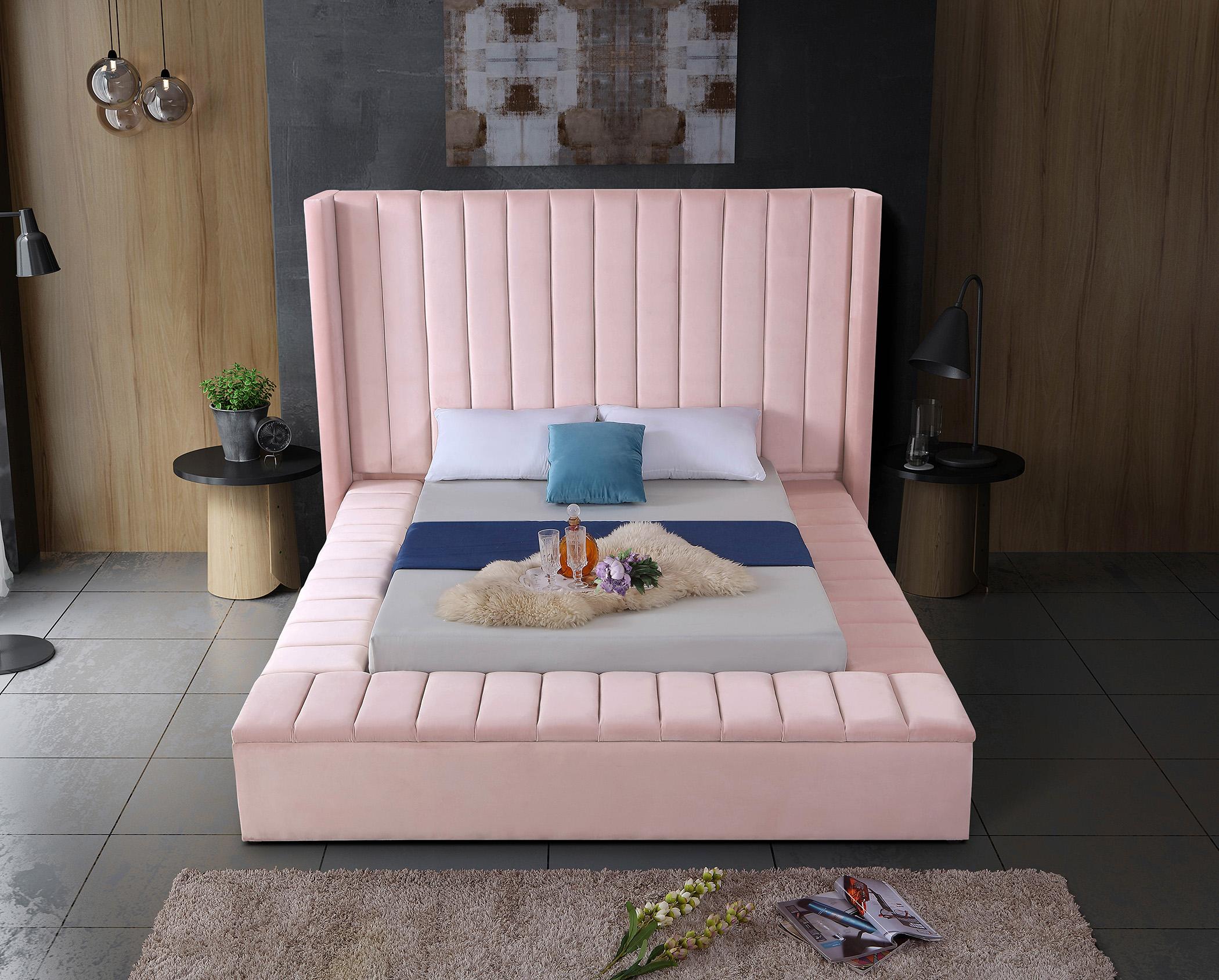 

    
Meridian Furniture KIKI Pink-F Storage Bed Pink KikiPink-F
